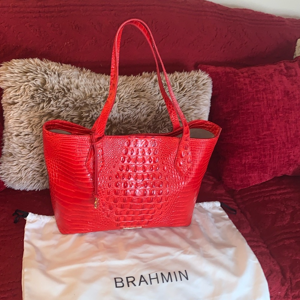 FiNAL PRICE! Brahmin red large Melbourne croc tote/purse- EUC. Like new